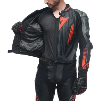 LAGUNA SECA 5 Men’s 2-Piece Motorcycle Leather Suit – Superior Protection & Flexibility - Image 4