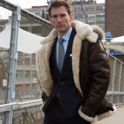 The Dakota Hooded B3 Coat Z21X015 – Stylish Warmth with Classic Bomber Design